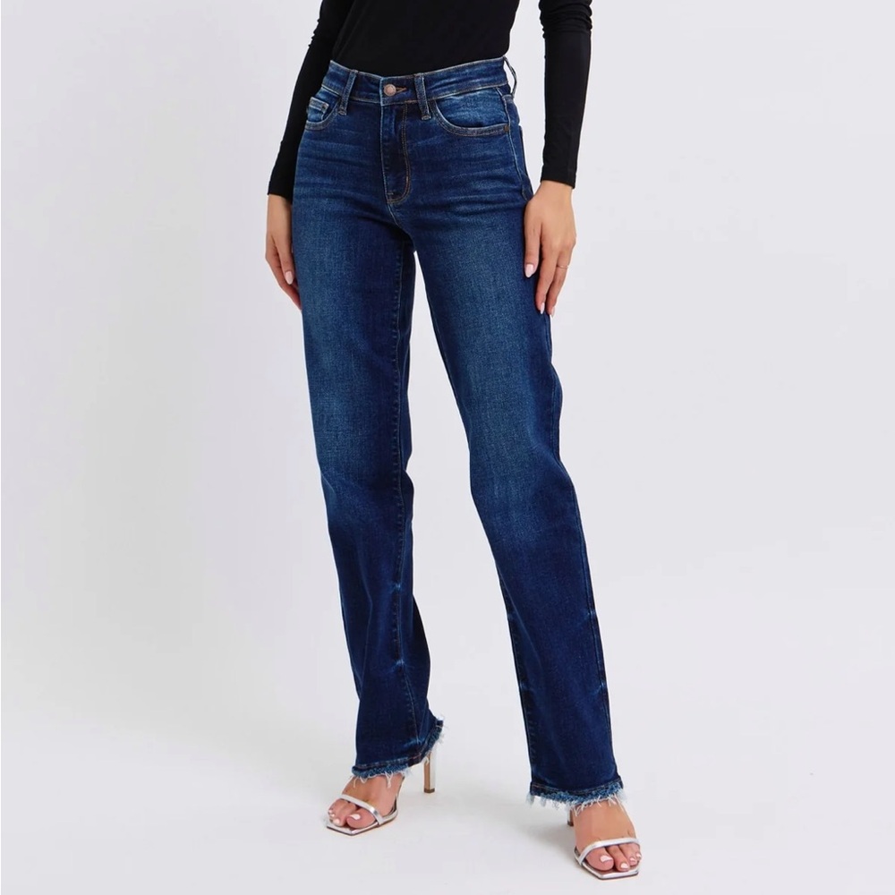 Judy Blue straight leg - Picture 10 of 11
